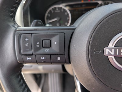 2024 Nissan Pathfinder SV
