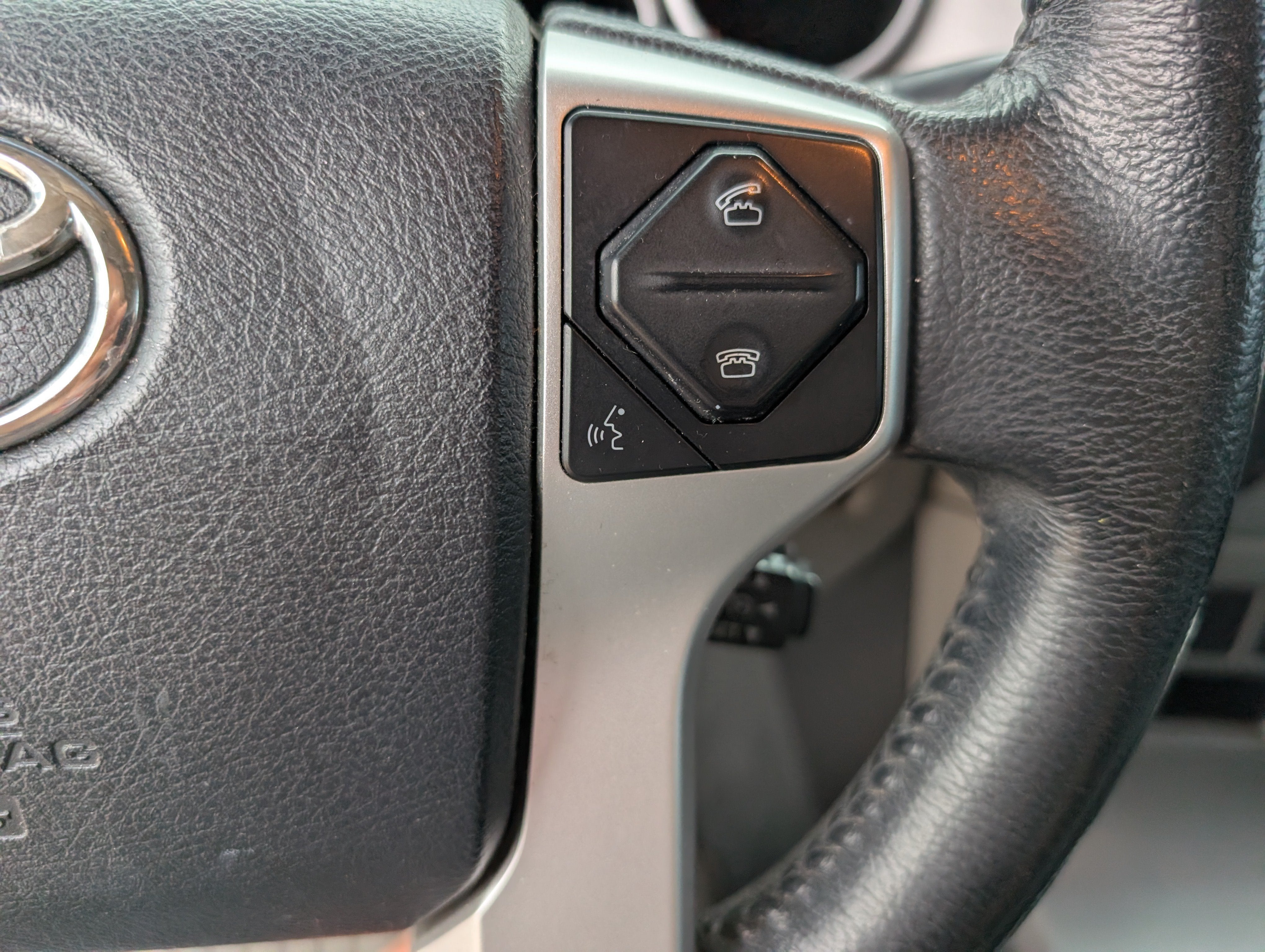 2016 Toyota Sequoia Limited