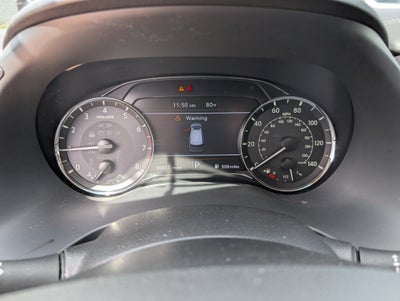 2023 INFINITI QX80 LUXE