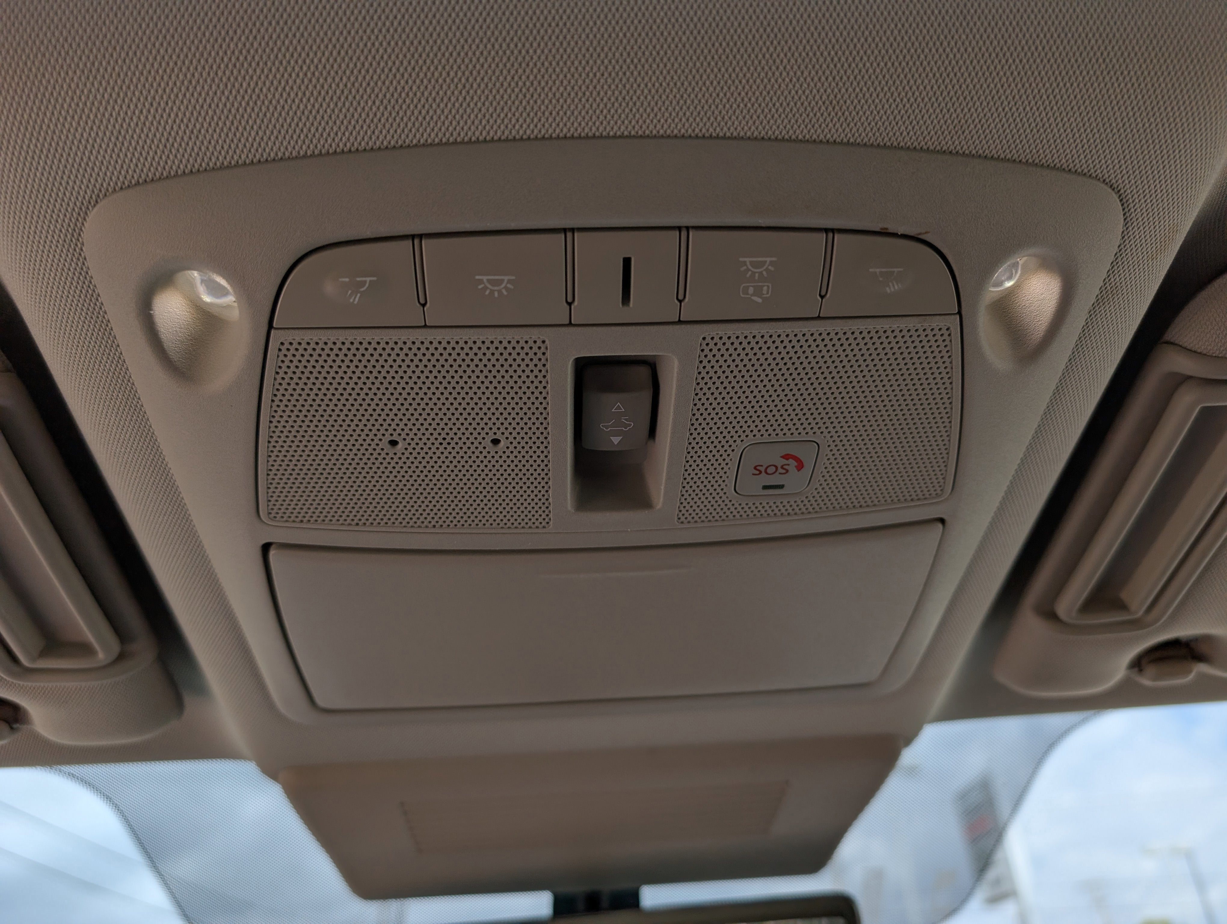 2023 INFINITI QX80 LUXE