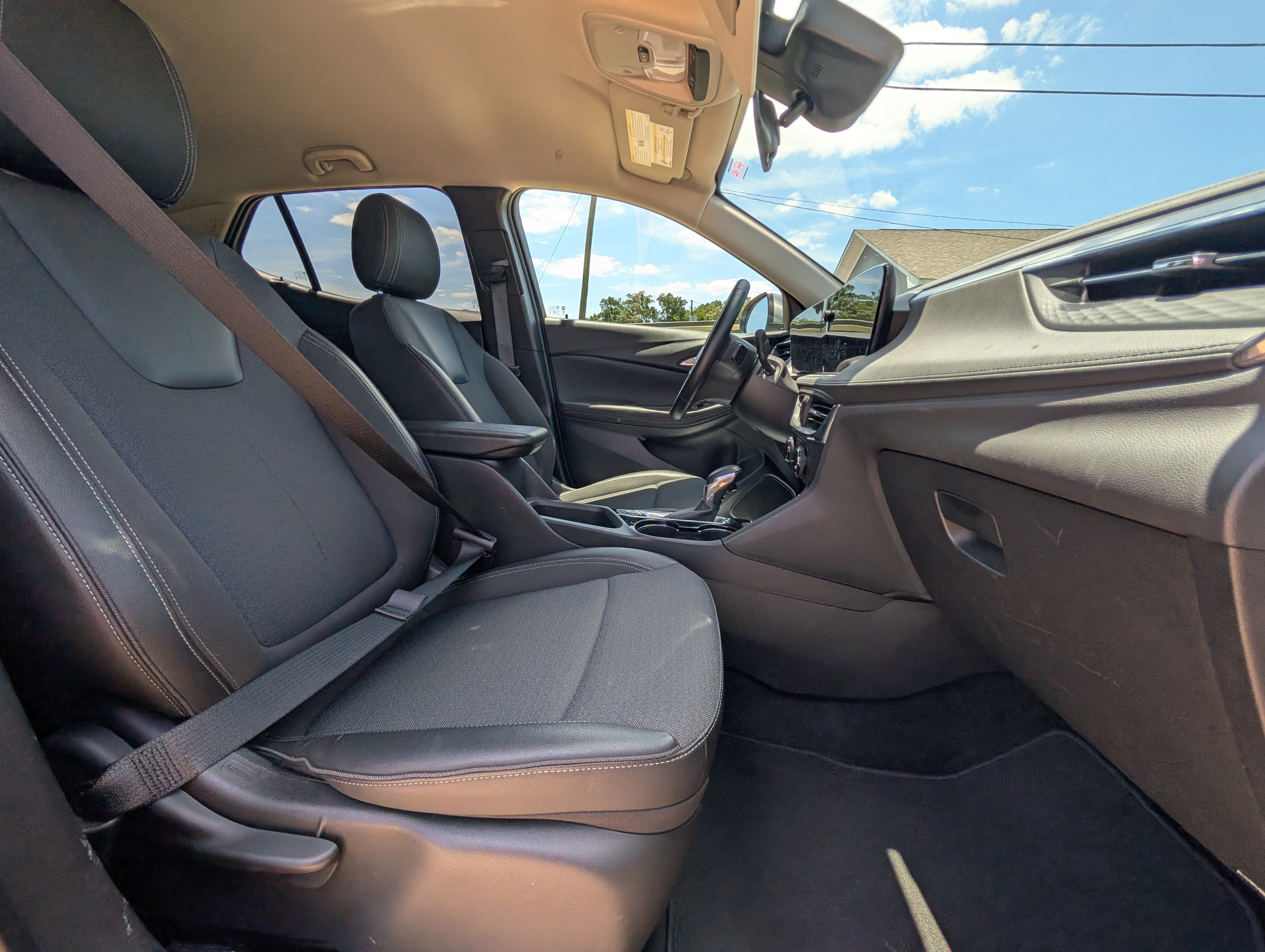 2025 Buick Encore GX Preferred - Photo 31