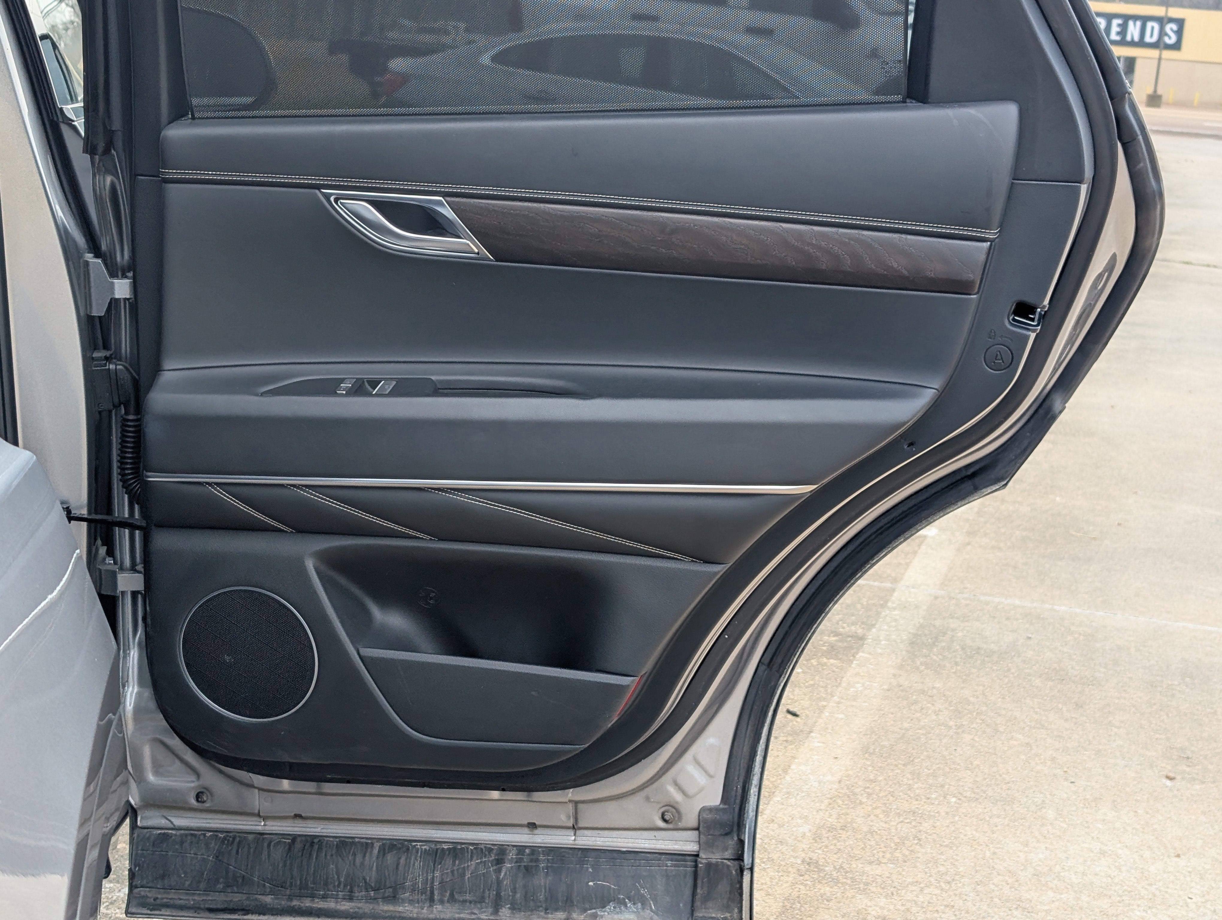 2024 Genesis GV80 2.5T