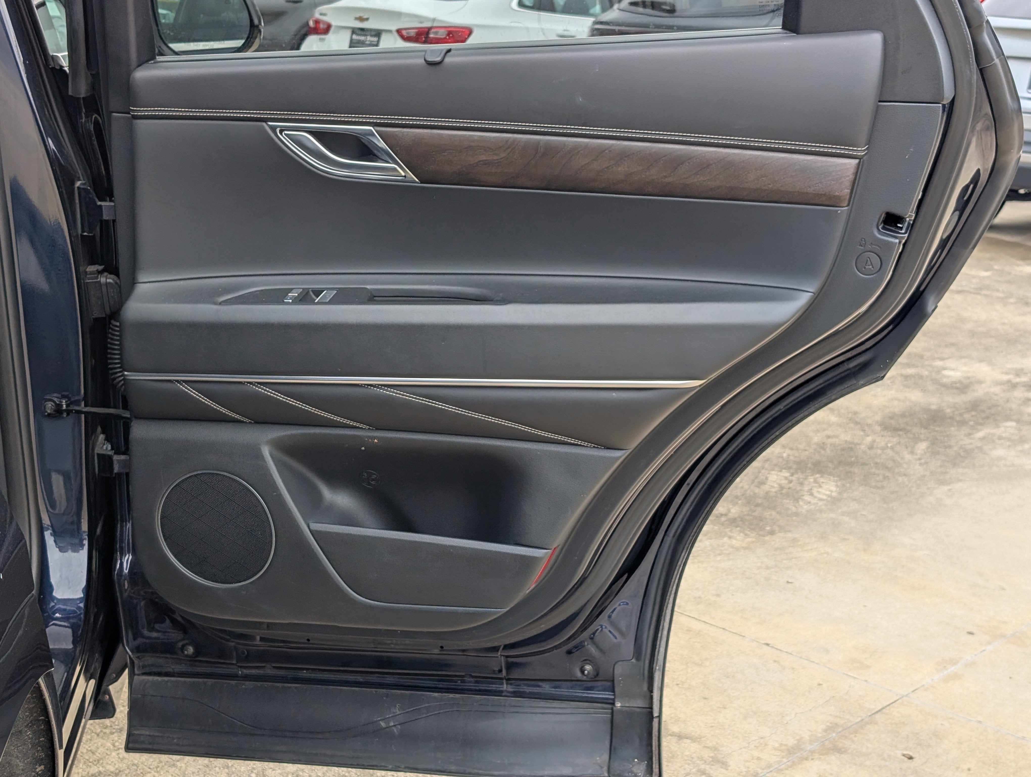 2024 Genesis GV80 2.5T