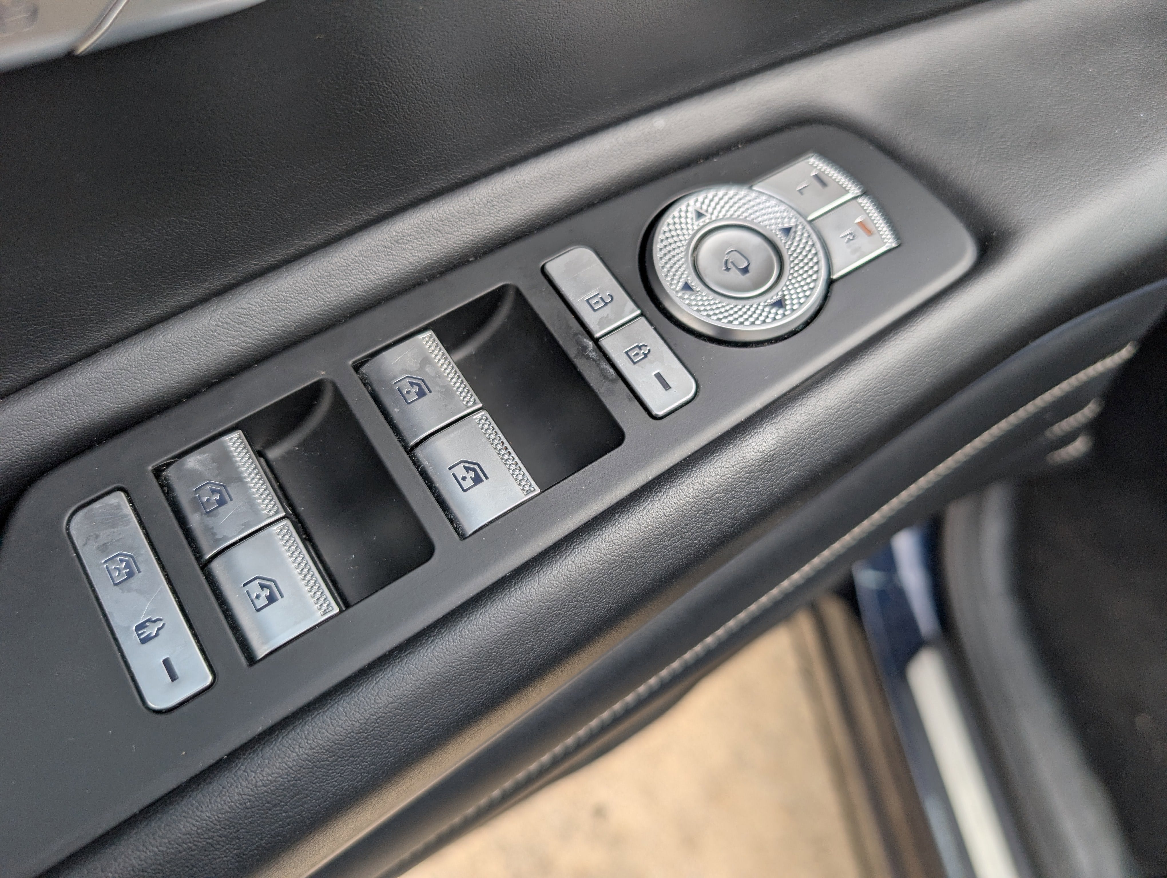 2024 Genesis GV80 2.5T