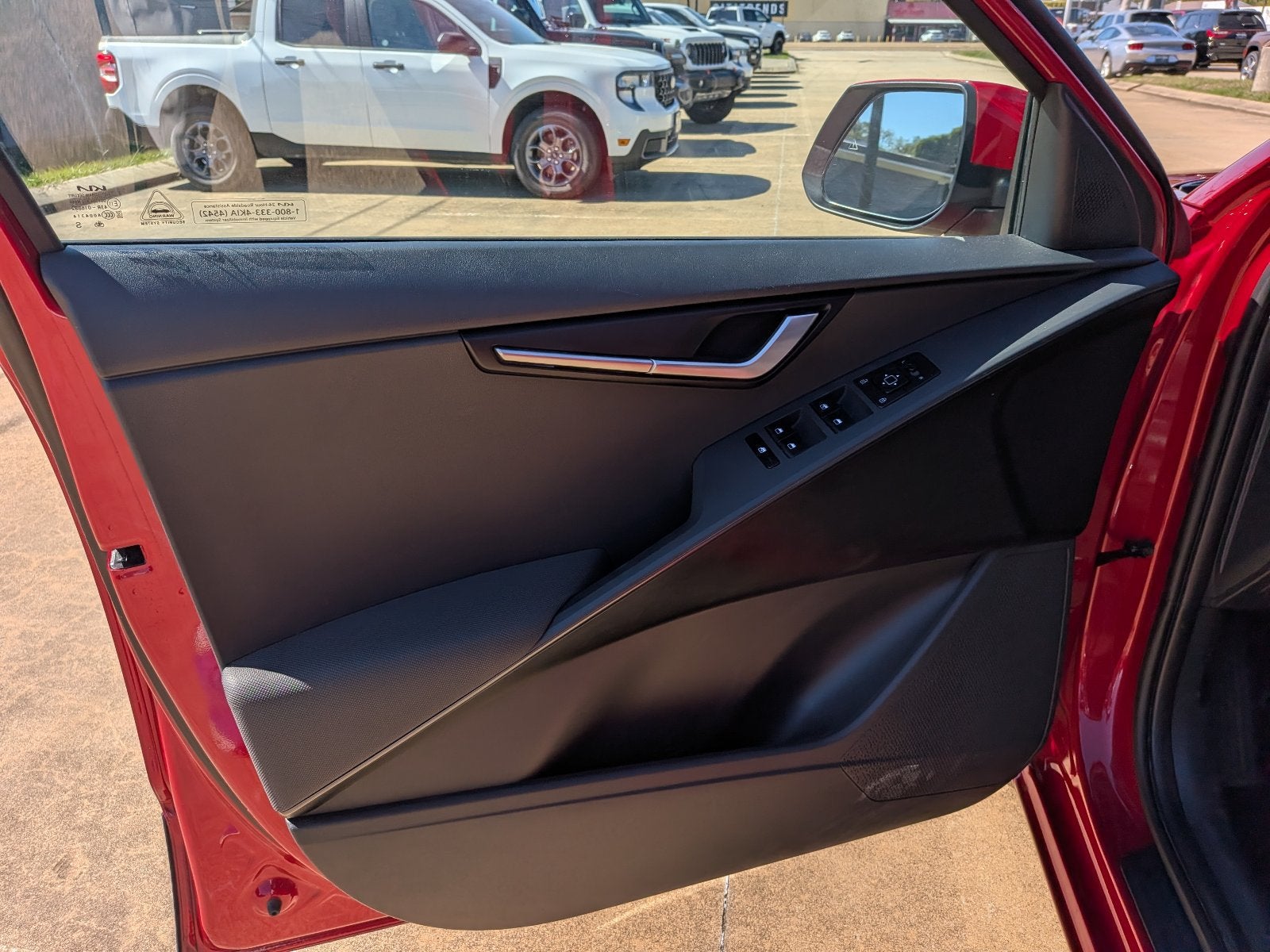 2025 Kia Niro LX
