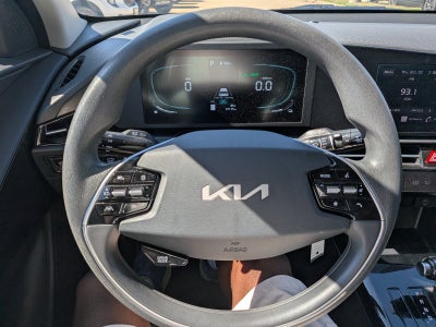 2025 Kia Niro LX