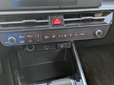 2025 Kia Niro LX