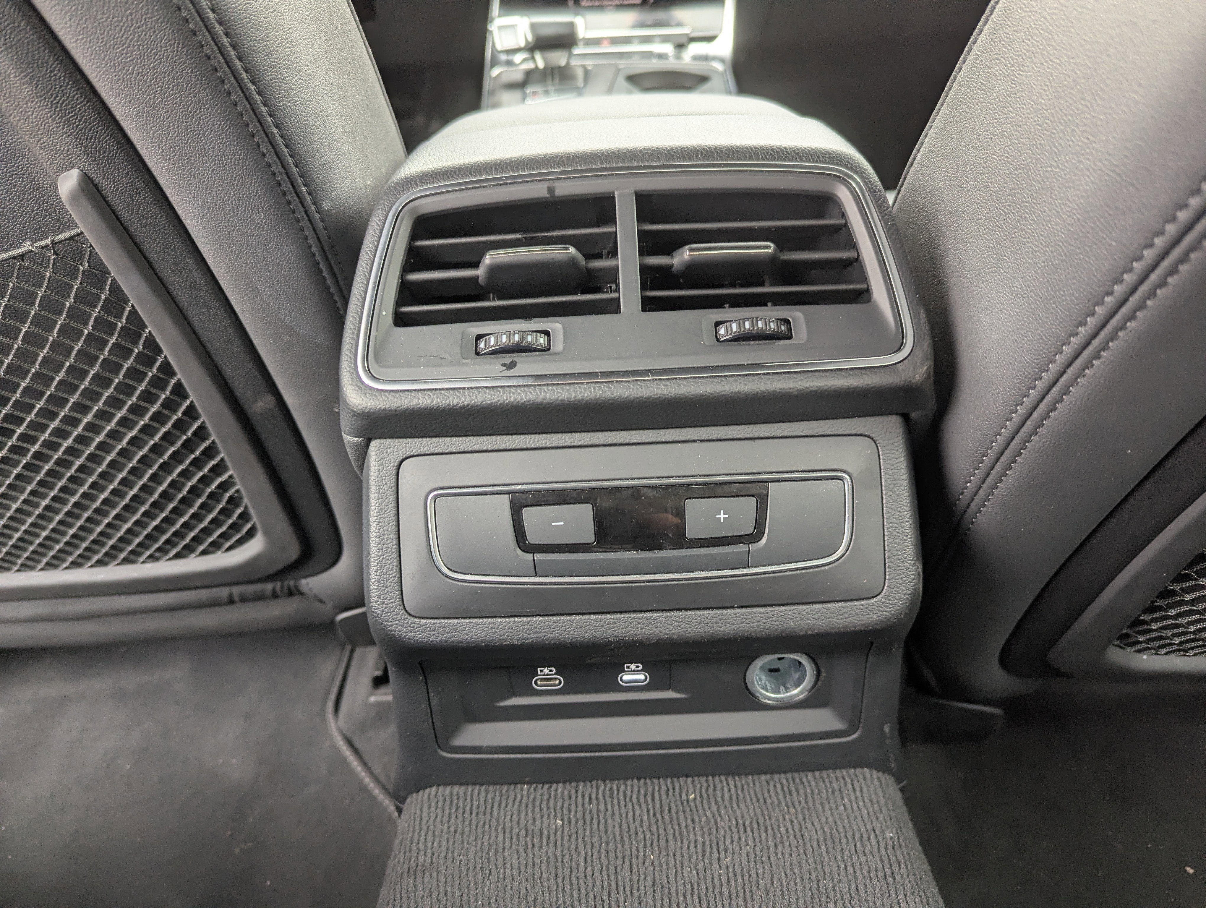 2024 Audi A6 45 Premium Plus quattro