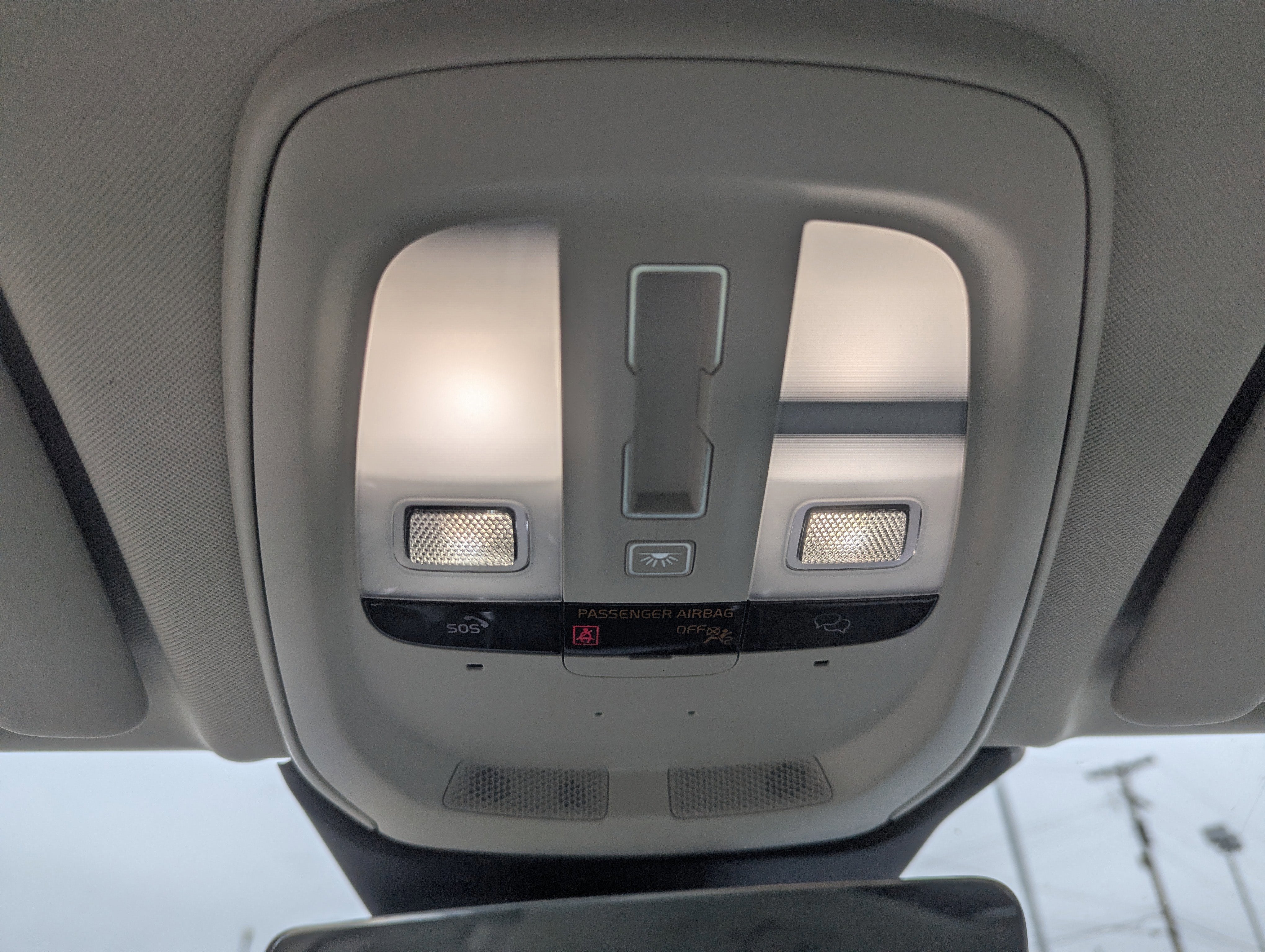 2023 Volvo XC60 B5 Plus Dark Theme