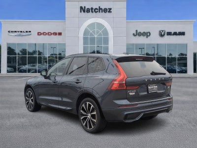 2023 Volvo XC60 B5 Plus Dark Theme