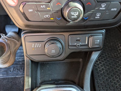 2023 Jeep Renegade Latitude
