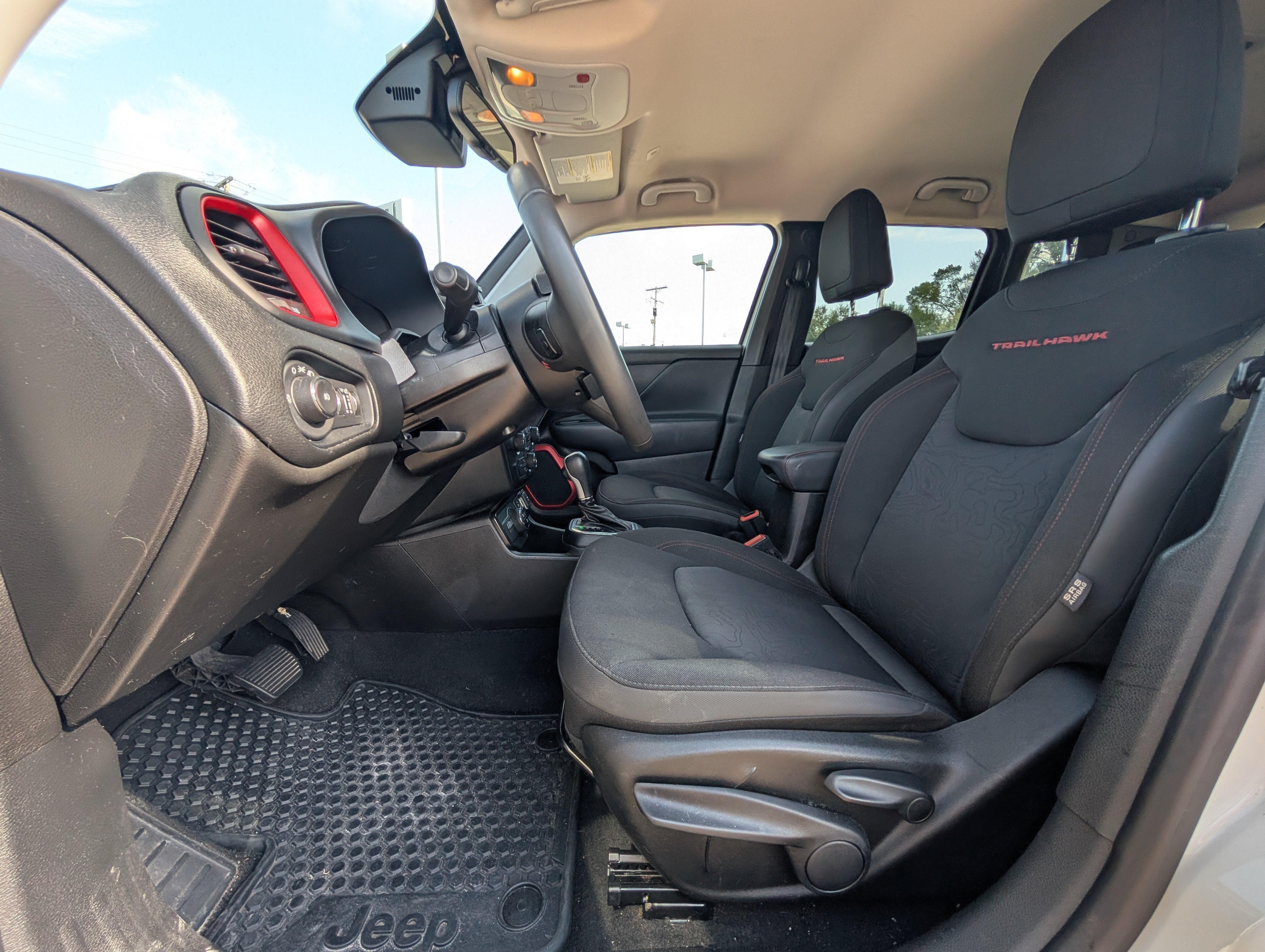 2023 Jeep Renegade Trailhawk
