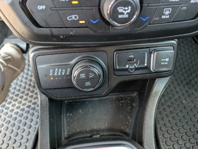 2023 Jeep Renegade Trailhawk